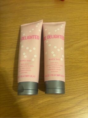 Mary Kay Be Delighted Pink Body Wash Twin Pack